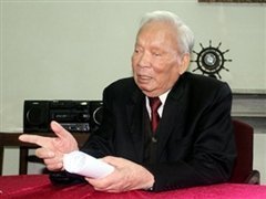 Nguyên Chủ tịch nước Lê Đức Anh: Tham nhũng và thủy điện đều đáng lo