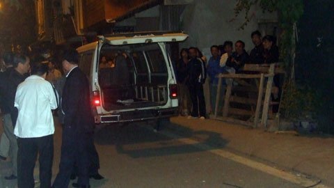 Để lại di chúc, mang mìn và súng đi đòi nợ