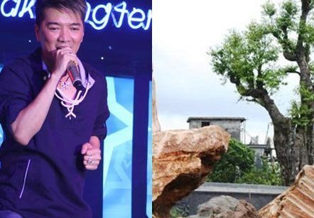 'Khóa môi' và... từ chức