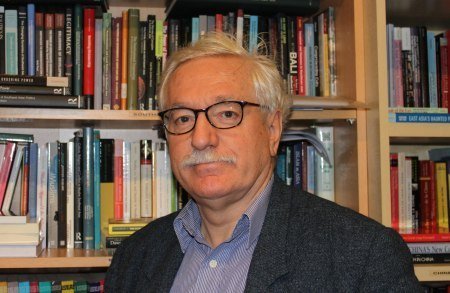 Myanmar: Xem lại quyền lực quân đội để cải cách