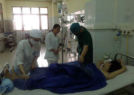 Bắt hung thủ truy sát 5 học sinh