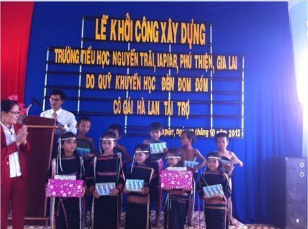 Khởi công Trường học Đèn Đom Đóm thứ 9