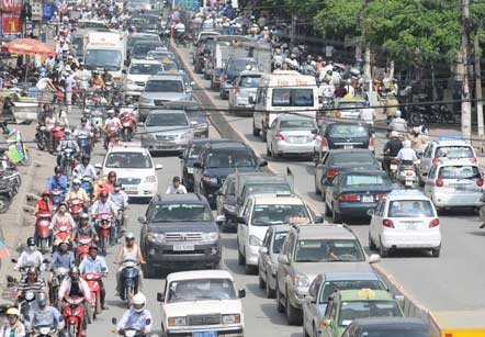 Chính phủ chỉ đạo chưa phạt xe không chính chủ