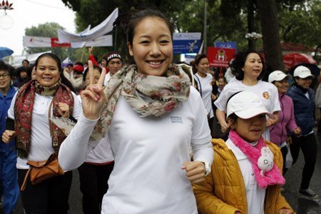 Ngô Phương Lan “Chạy vì trẻ em Hà Nội”