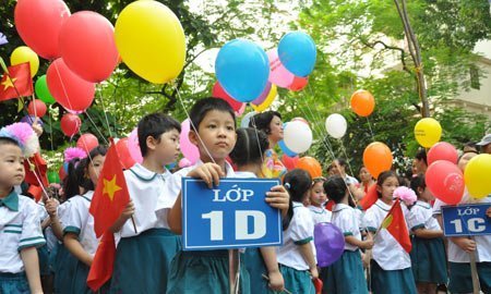 'Không lẽ bỏ dạy trẻ đi bộ?'