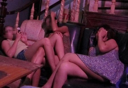 Bí mật trong quán tẩm quất thư giãn ở 'phố sướng'