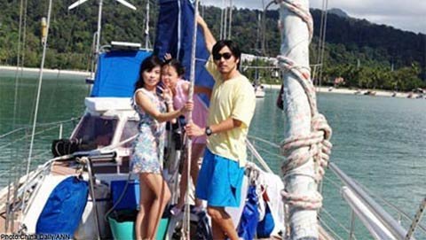 Bán nhà, bỏ việc, mua thuyền đi chu du