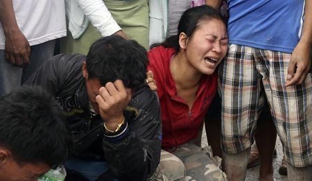 Hơn 475 người chết vì bão ở Philippines