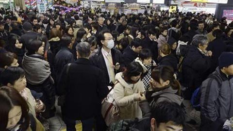 Động đất, sóng thần ập vào Nhật Bản