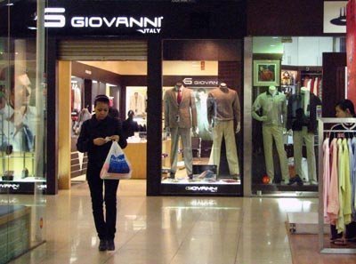 Chỉ có  10 DN bán hàng hiệu thật ở Việt Nam