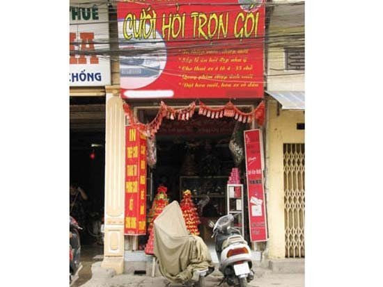 Nở rộ dịch vụ cho thuê... bố mẹ cô dâu, chú rể