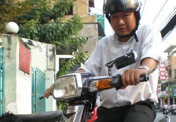 TP.HCM: Phó chủ tịch phường ra đường bắt cướp