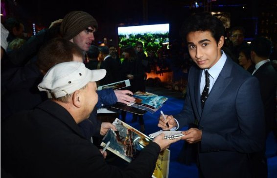 Cuộc săn lùng diễn viên chính 