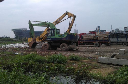 Khách sạn 1 tỷ USD thành bãi phế thải