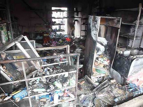 TPHCM: Rơi bình gas…cháy rụi tiệm tạp hóa