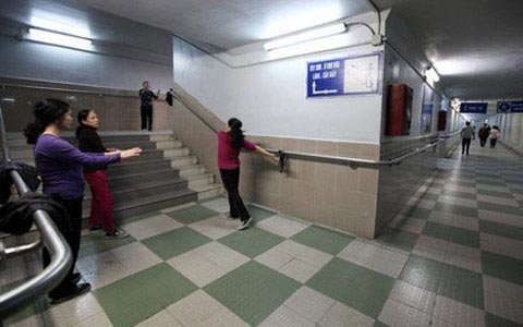 Xuống lòng đất tập thể dục và chuyện bãi đỗ xe