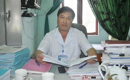 Bác sĩ dùng miệng cứu người được thưởng... 1 triệu đồng