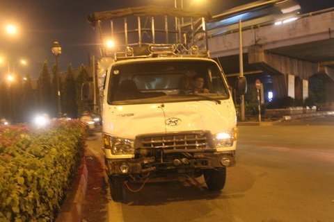 Truy đuổi xe tải gây tai nạn rồi bỏ chạy