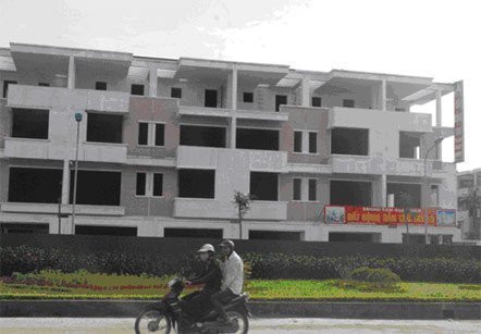 BĐS giảm giá 50%, tháo hàng vét tiền cuối năm