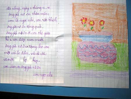 Bé ước Ông già Noel tặng Iphone, răng nhọn