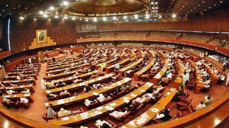 2/3 quan chức cấp cao Pakistan trốn thuế thu nhập