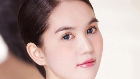 Ngọc Trinh: 