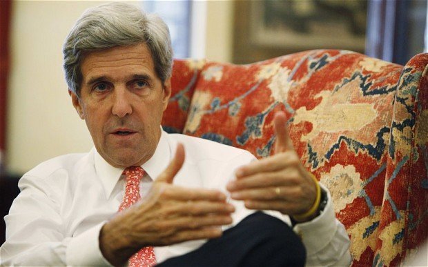 Hillary Clinton bị bệnh, John Kerry sẽ lên thay