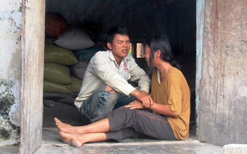 Tiếng kêu cứu của 4 mẹ con trong căn nhà tàn