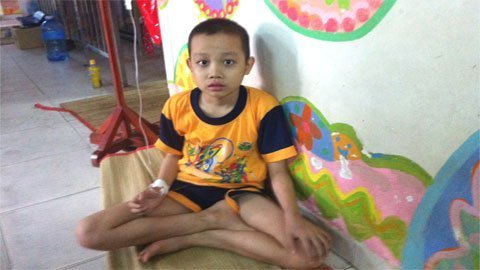 Không có tiền chỉ còn nước ôm bệnh mà chết