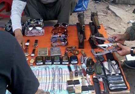 Mua súng, dao giết người được giao hàng tận nhà