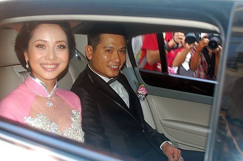 Jennifer Phạm nổi bật trong ngày cưới