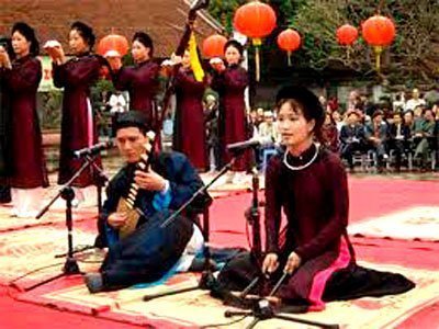Diễn Ca trù ở Văn Miếu