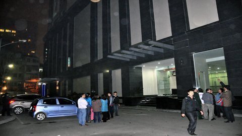 Hà Nội: Rơi từ tầng 24, một người chết thảm