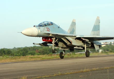 Ngắm chiến đấu cơ, tàu tên lửa Việt Nam 2012