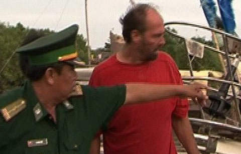 Cứu người Mỹ 1 tuần lênh đênh trên biển