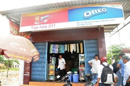 Trộm vào nhà, uy hiếp chém người như phim