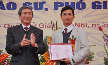 Nỗi niềm của giáo sư trẻ nhất Việt Nam