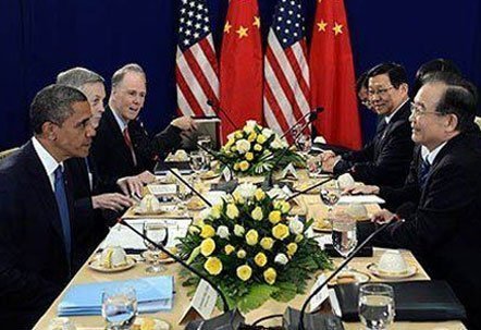 Khi các nước lớn hướng Đông