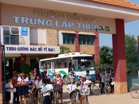 Nghi mất tiền, trường giao HS lớp 2 cho công an
