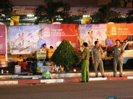 Công an nổ súng vây bắt kẻ chém chết bạn nhậu