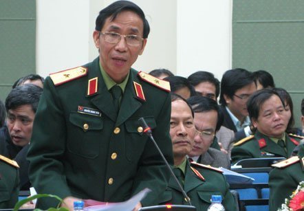 Nhận diện nguy cơ tan vỡ từ bên trong