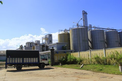 Bi hài đi đòi nợ để trốn nợ