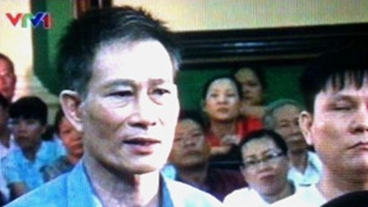 Y án blogger 'Điếu cày' 12 năm tù