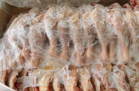 Dồn dập thực phẩm bẩn nhập về Việt Nam