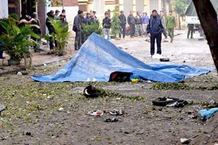 Thông tin mới vụ nổ xe máy làm 2 người chết