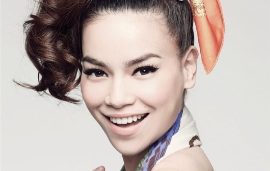 9 cỗ máy in tiền khủng nhất showbiz Việt 2012