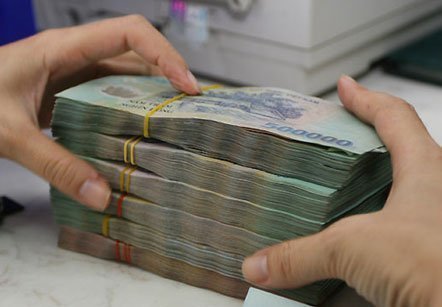 Lãi suất khó giảm mạnh năm 2013
