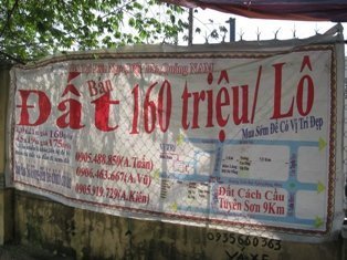 Nhà đất rao bán rong như “rau”