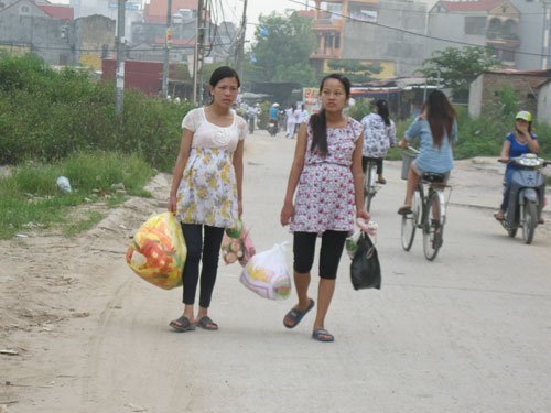 Nghỉ thai sản 6 tháng: Người mừng, kẻ lo
