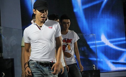 Múa 5 phút kiếm 30 triệu